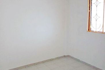 Flat Taman Ungku Tun Aminah