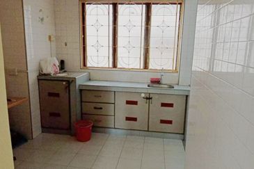 Flat Taman Ungku Tun Aminah