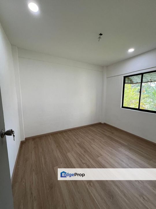 Tiara Apartment Nusaria, Gelang Patah / Low Cost Flat For Sale / Fully Renovated, Johor, Gelang Patah