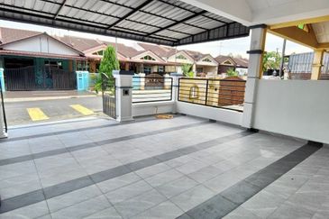 Jalan Rajawali 4