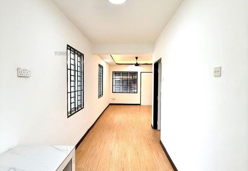 Taman Tanjung Puteri Resort