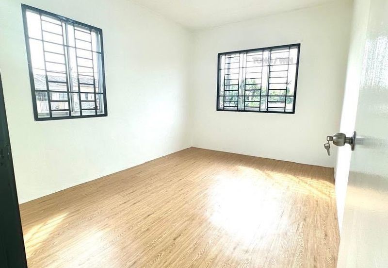 Taman Tanjung Puteri Resort