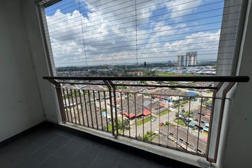 Eastbay Luxury Apartment