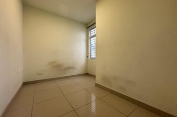 Eastbay Luxury Apartment