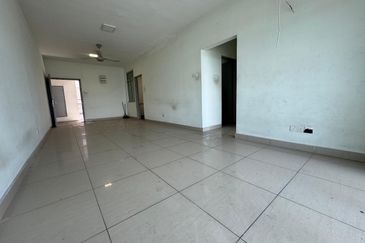 Eastbay Luxury Apartment