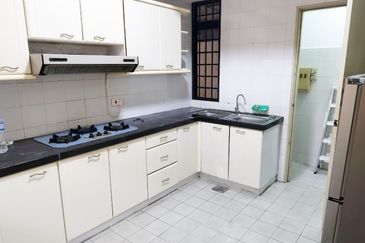 Aloha Tower Condominium