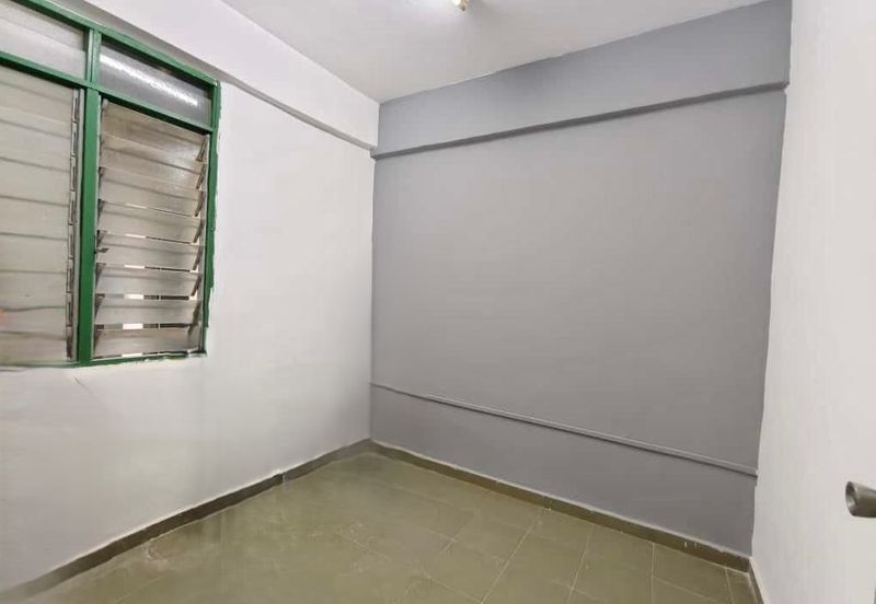 Flat Temenggong, Bandar Indahpura