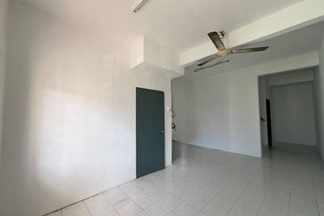 Summer Park Townhouse (Pangsapuri Alam Jaya), Bandar Baru Seri Alam
