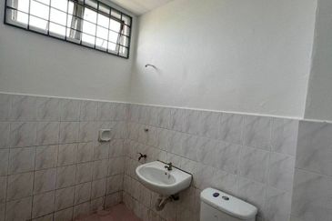 Summer Park Townhouse (Pangsapuri Alam Jaya), Bandar Baru Seri Alam