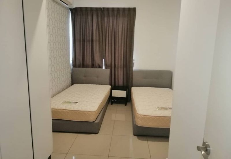 The Pinnacles (Pinnacle Tower)