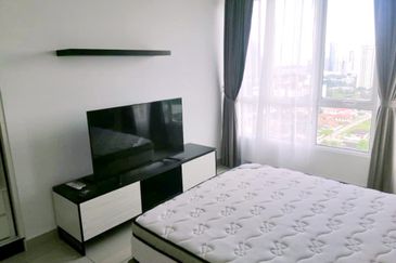 The Pinnacles (Pinnacle Tower)