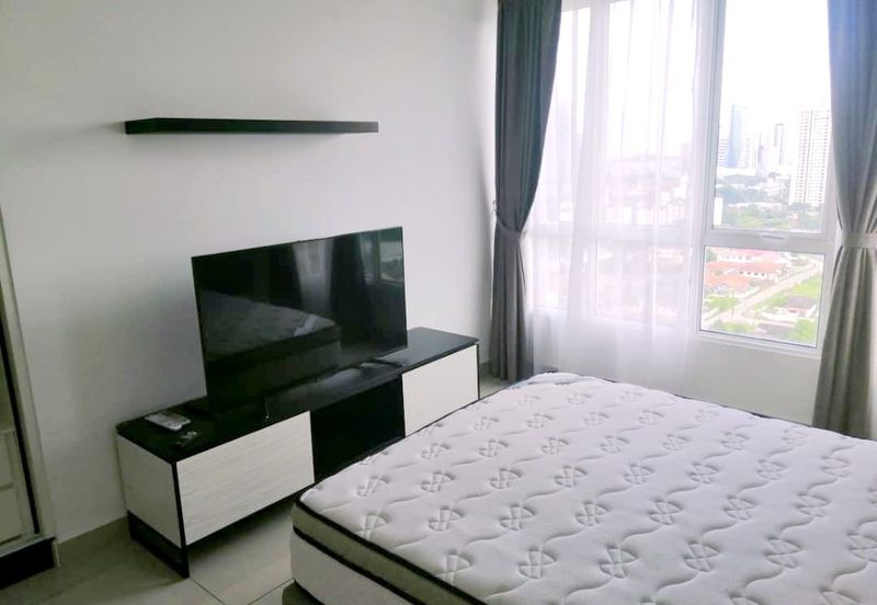 The Pinnacles (Pinnacle Tower)