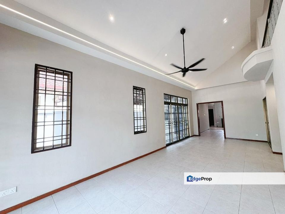 Taman Bukit Impian / Skudai / Johor Bahru / Johor / 1.5 Storey Endlot (Semi-D Feel) / RM848K – Super Rare + Gated & Guarded, Johor, Skudai
