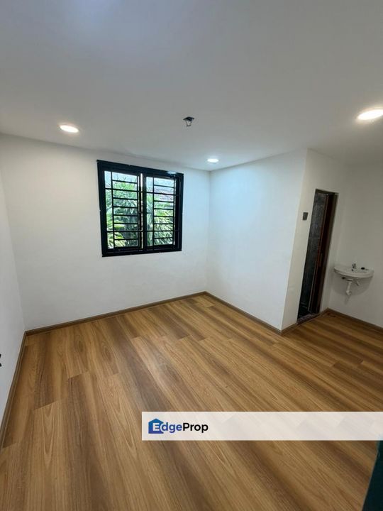Skudai Baru (Tun Aminah) / Skudai / Johor Bahru / Johor / Double Storey Low Cost Endlot / RM468K – Fully Renovated + Extra Land, Johor, Skudai