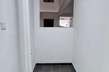 PR1MA @ LARKIN INDAH