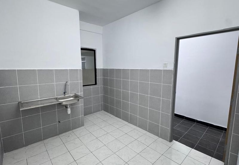 PR1MA @ LARKIN INDAH