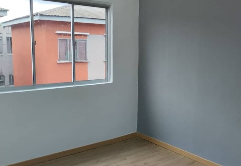 Taman Pulai Utama Flat