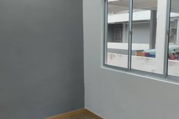 Taman Pulai Utama Flat