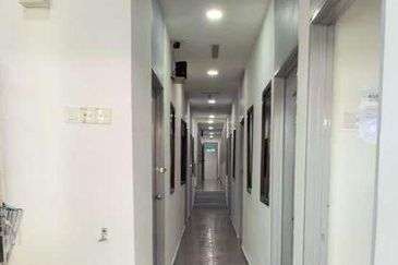 Jalan Sultanah Aminah