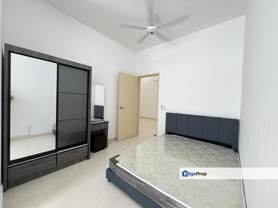 Meridin East (Hazel) / Double Storey Terrace / RM530K – Below Bank Value + Fully Furnished!, Johor, Pasir Gudang