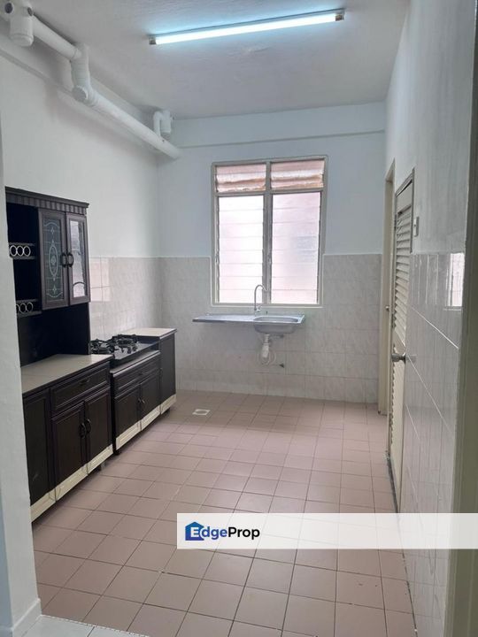 Bandar Selesa Jaya / Sri Awana Townhouse / Skudai / Johor Bahru / Johor / RM295K – Fully Furnished + Below Bank Value!, Johor, Skudai