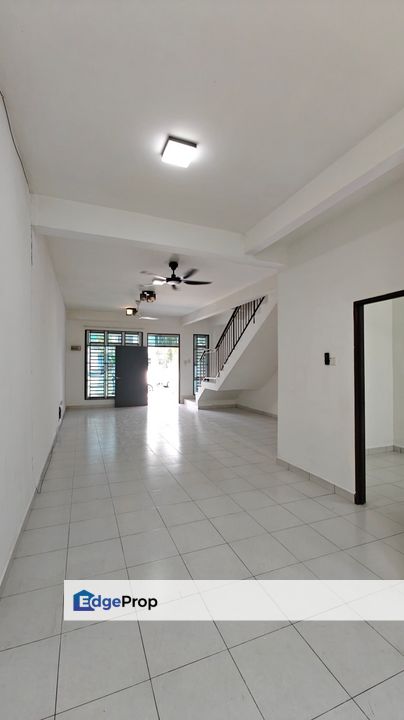 Taman Scientex Senai / Double Storey Terrace / RM450K – Freehold + Below Bank Value + Strategic Location!, Johor, Senai
