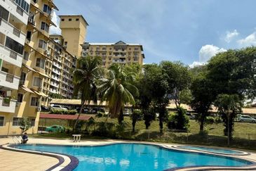 Apartment Bukit Saujana