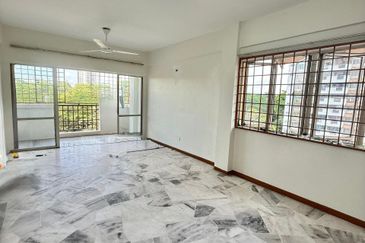 Apartment Bukit Saujana