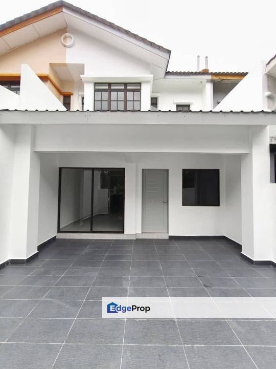 Bukit Indah / Jalan Indah / Johor Bahru / Double Storey Terrace / RM758K – Fully Renovated + Extended Living & Kitchen!, Johor, Bukit Indah