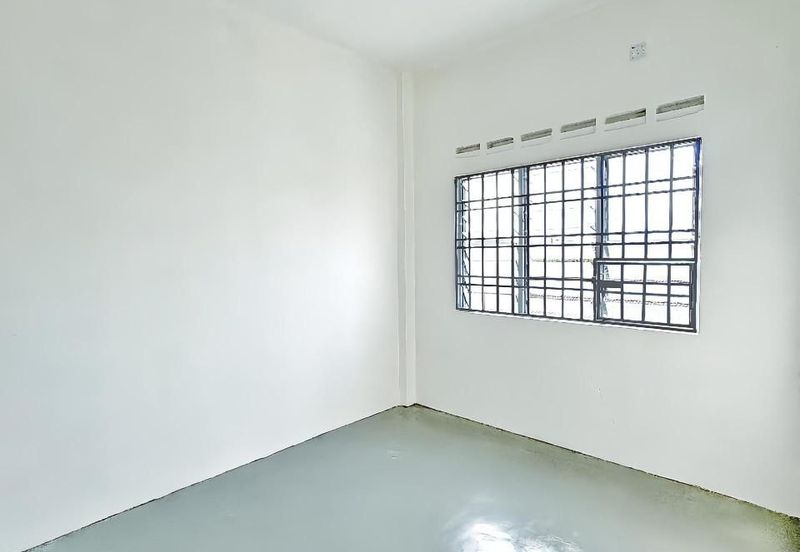 Taman Pulai Utama Flat