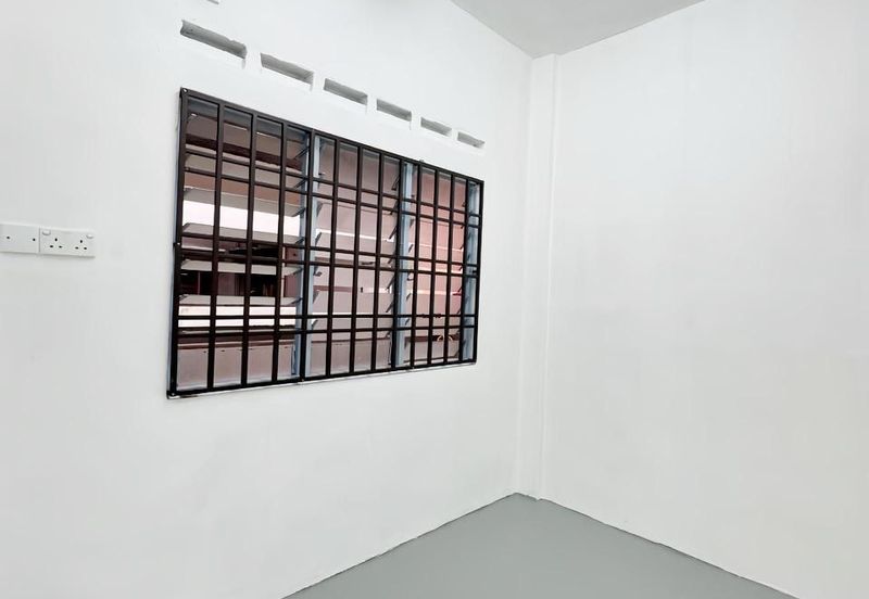 Taman Pulai Utama Flat