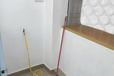 Taman Pulai Utama Flat