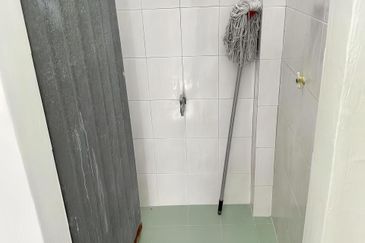 Taman Pulai Utama Flat