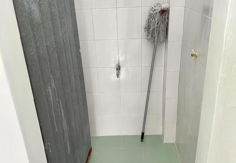 Taman Pulai Utama Flat