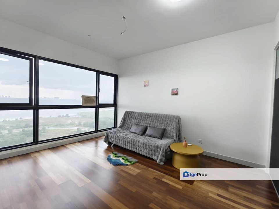  Bora Residence Danga Bay / Serviced Apartment / RM650K / Sea & Pool View, Johor, Johor Bahru