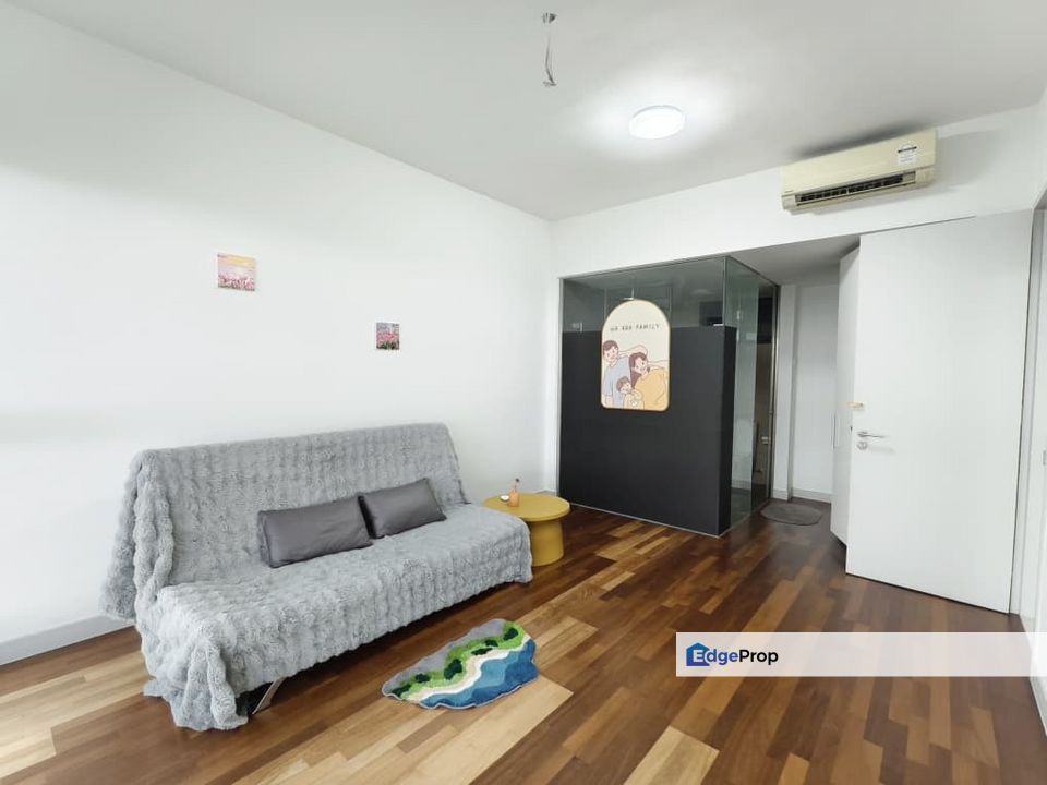  Bora Residence Danga Bay / Serviced Apartment / RM650K / Sea & Pool View, Johor, Johor Bahru