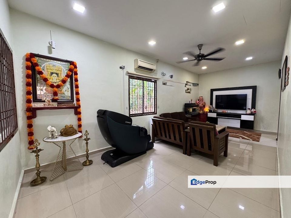 Puteri Wangsa / Single Storey Terrace End Lot / RM600K / Fully Renovated, Johor, Ulu Tiram