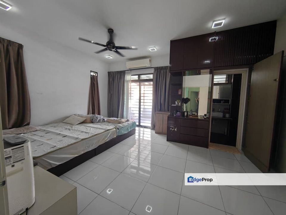  Bandar Dato' Onn / Double Storey Terrace / RM980K / Renovated + Big Balcony, Johor, Johor Bahru