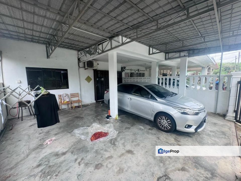 Kulai / Single Storey Terrace House / RM360K / Fully Renovated Below Bank Value, Johor, Kulai