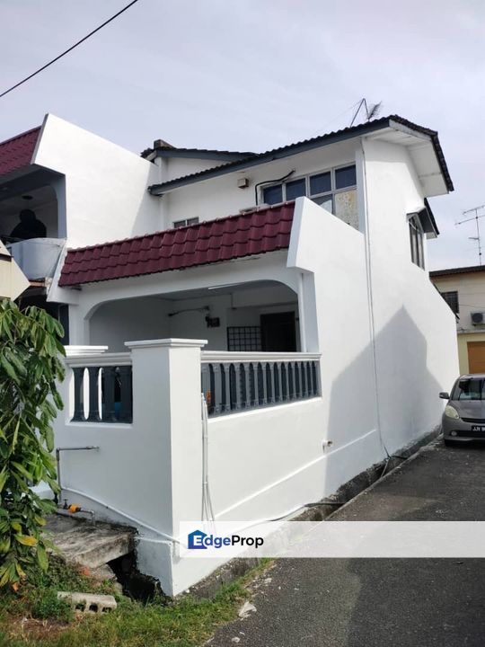 Taman Mesra Saleng / Double Storey Terrace / RM360K / RM80K Below Bank Value, Johor, Senai