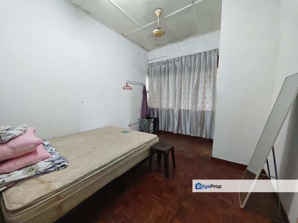 PRICE DROP / Taman Perling / Double Storey Terrace / RM668K , Johor, Johor Bahru