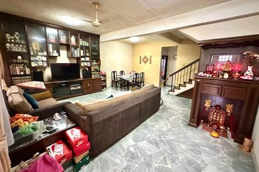 Bukit Indah Ampang, 2 Storey House 20x65 For Sale