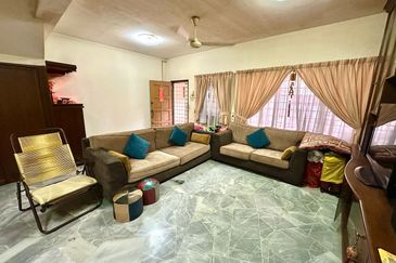 Bukit Indah Ampang, 2 Storey House 20x65 For Sale