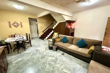 Bukit Indah Ampang, 2 Storey House 20x65 For Sale