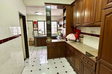 Bukit Indah Ampang, 2 Storey House 20x65 For Sale