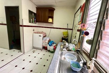 Bukit Indah Ampang, 2 Storey House 20x65 For Sale