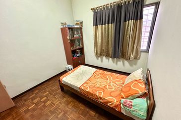 Bukit Indah Ampang, 2 Storey House 20x65 For Sale