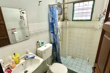 Bukit Indah Ampang, 2 Storey House 20x65 For Sale