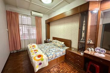 Bukit Indah Ampang, 2 Storey House 20x65 For Sale