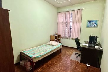 Bukit Indah Ampang, 2 Storey House 20x65 For Sale